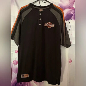 Men’s Size Large Harley Davidson shirt